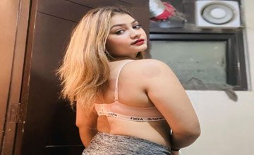 Premium Agra Fort Road Call Girls Welcome Visitors To Hotel